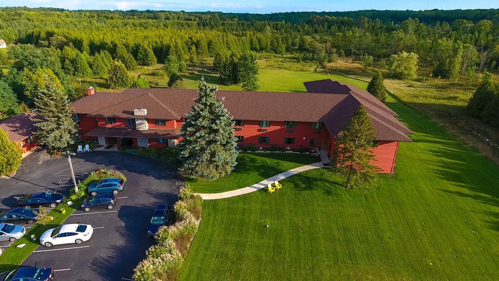 Open Hearth Lodge Sister Bay Exterior foto