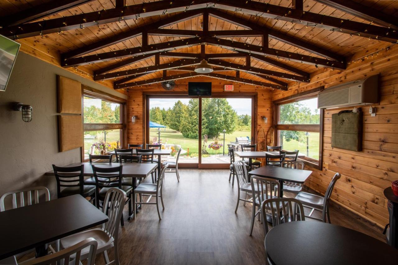 Open Hearth Lodge Sister Bay Exterior foto
