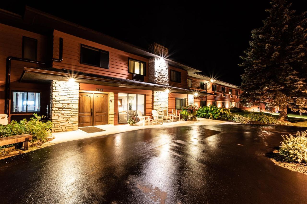 Open Hearth Lodge Sister Bay Exterior foto